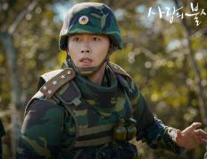 开云体育官网-布雷默双响定乾坤，比利亚雷亚尔关键战突围奏凯