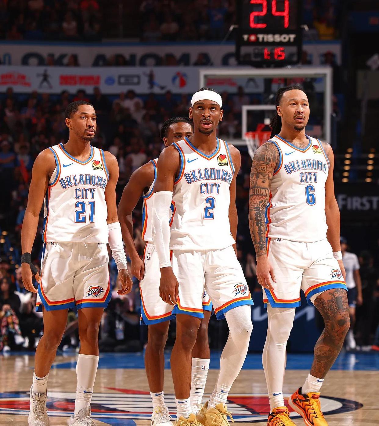 开云体育中国-灰熊客场击败湖人，喜迎两连胜