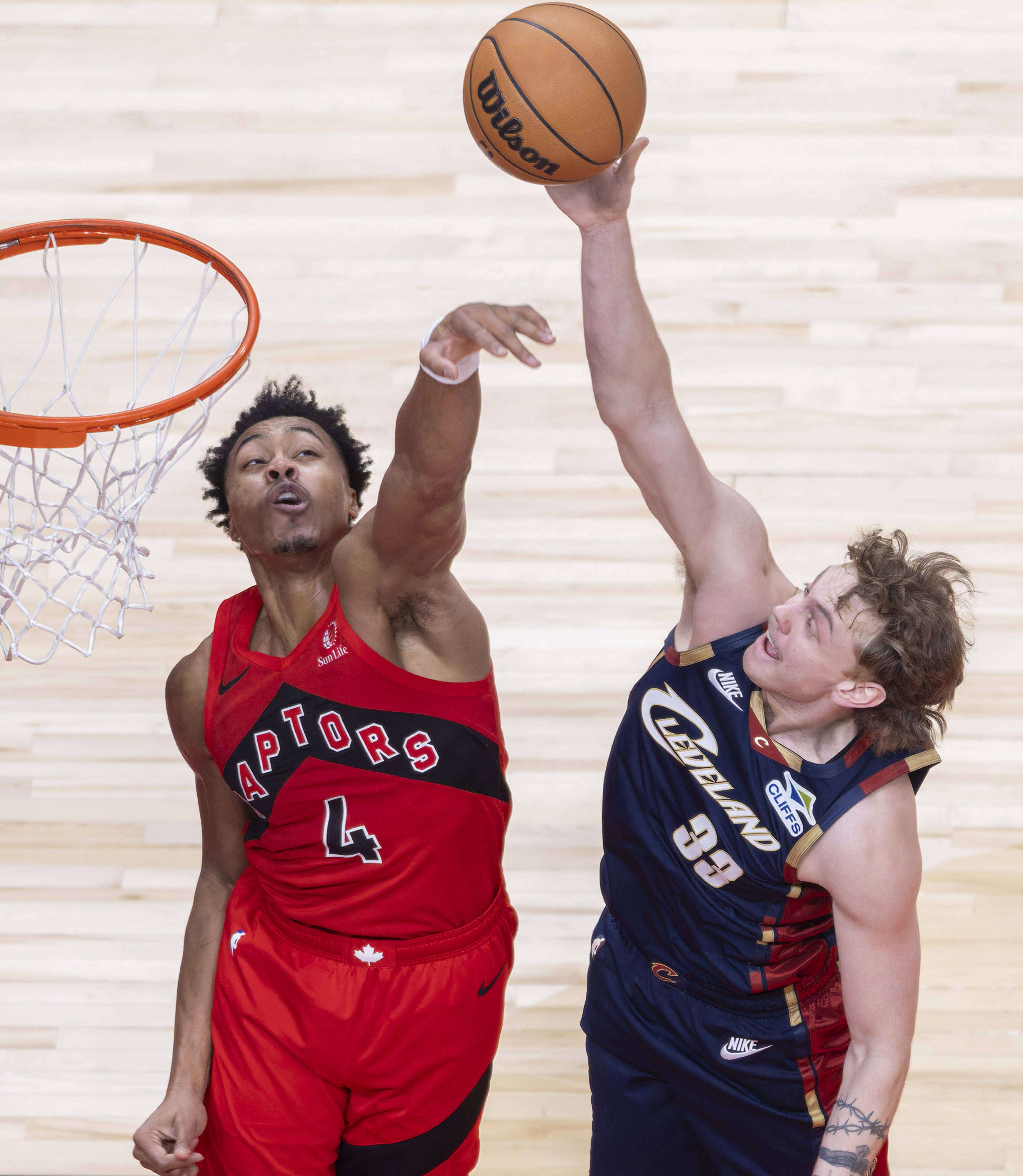 开云下载-猛龙完胜掘金，欧文关键制胜