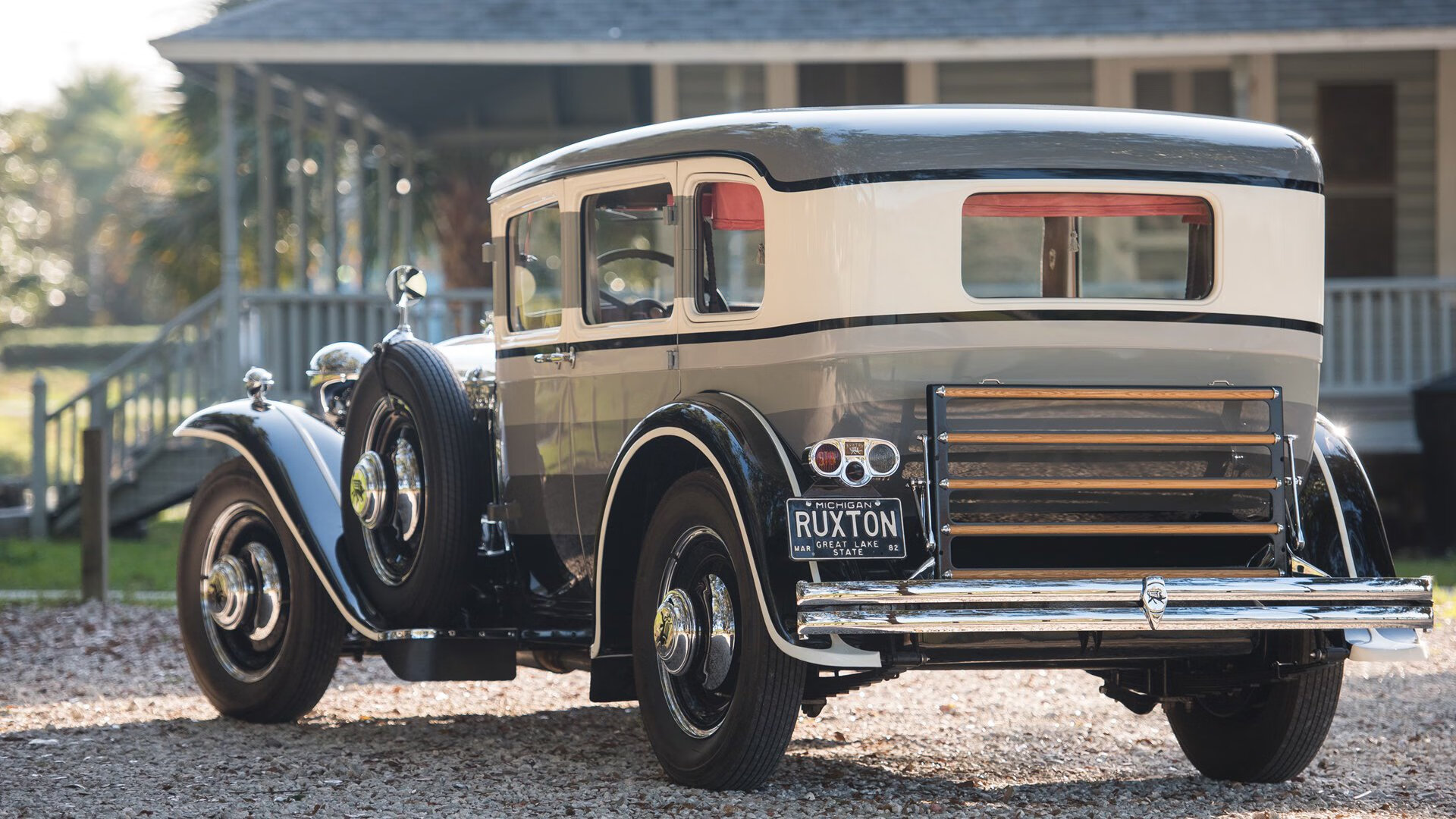 开云体育登录-钢铁长城对决冲浪者，当季后赛抢七焦点战被深圳用钢筋水泥写下强压篮网