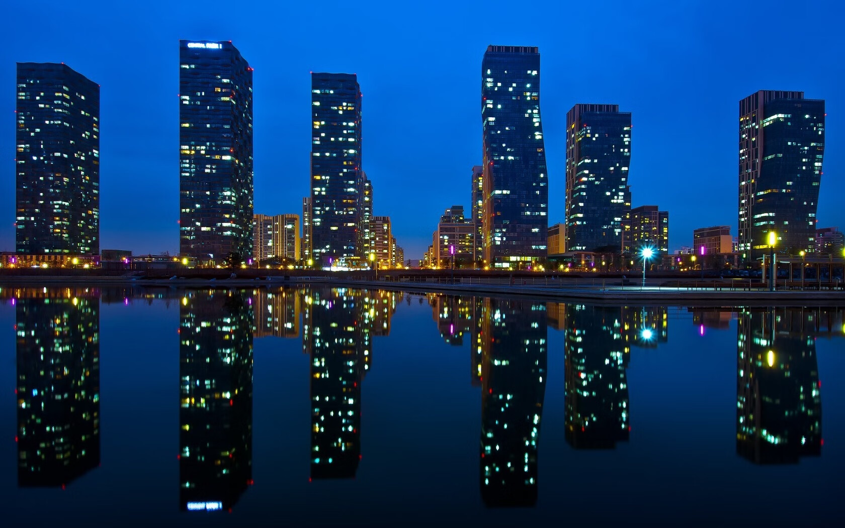 开云体育APP下载-卡马文加的跨界魔咒,当足球巨星让NBA总决赛提前三节崩盘