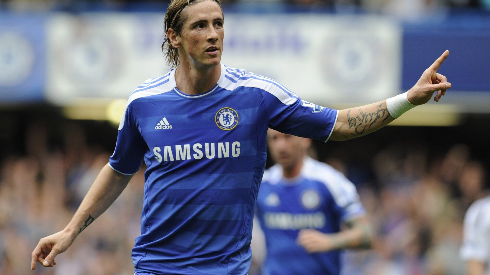 开云下载-欧冠半决赛之夜，乔治数据全面爆炸，引领球队晋级